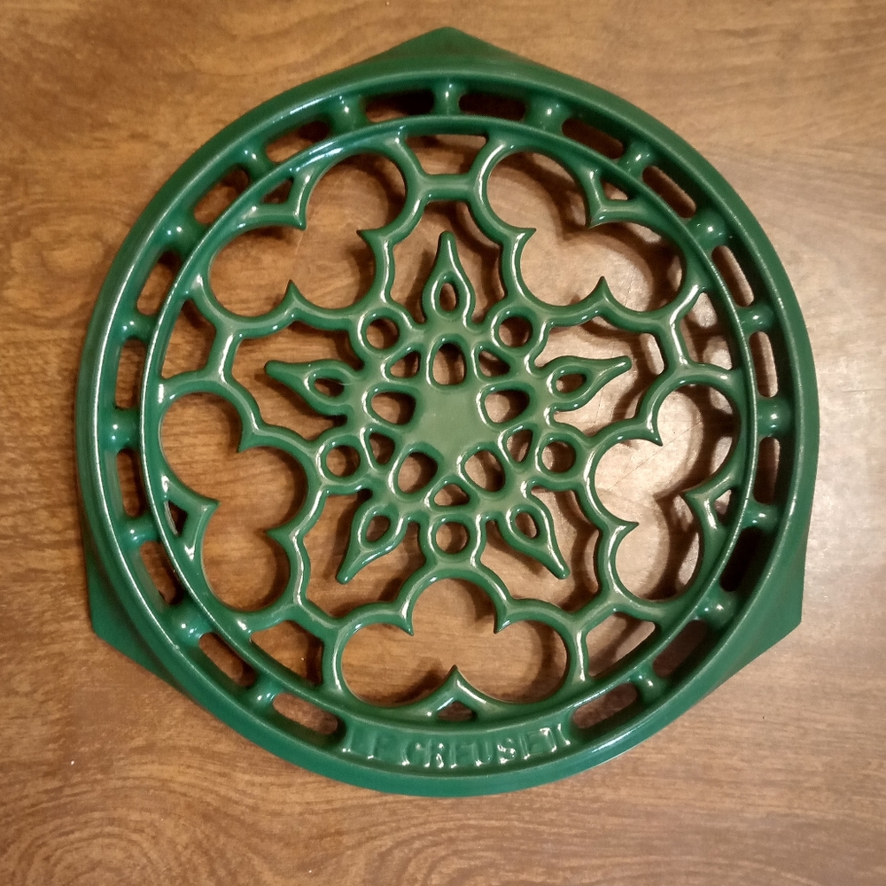 Le Creuset Vintage Trivet Dark Green 9" Few minor scuffs 💝 Mother's Day Gift 🎁